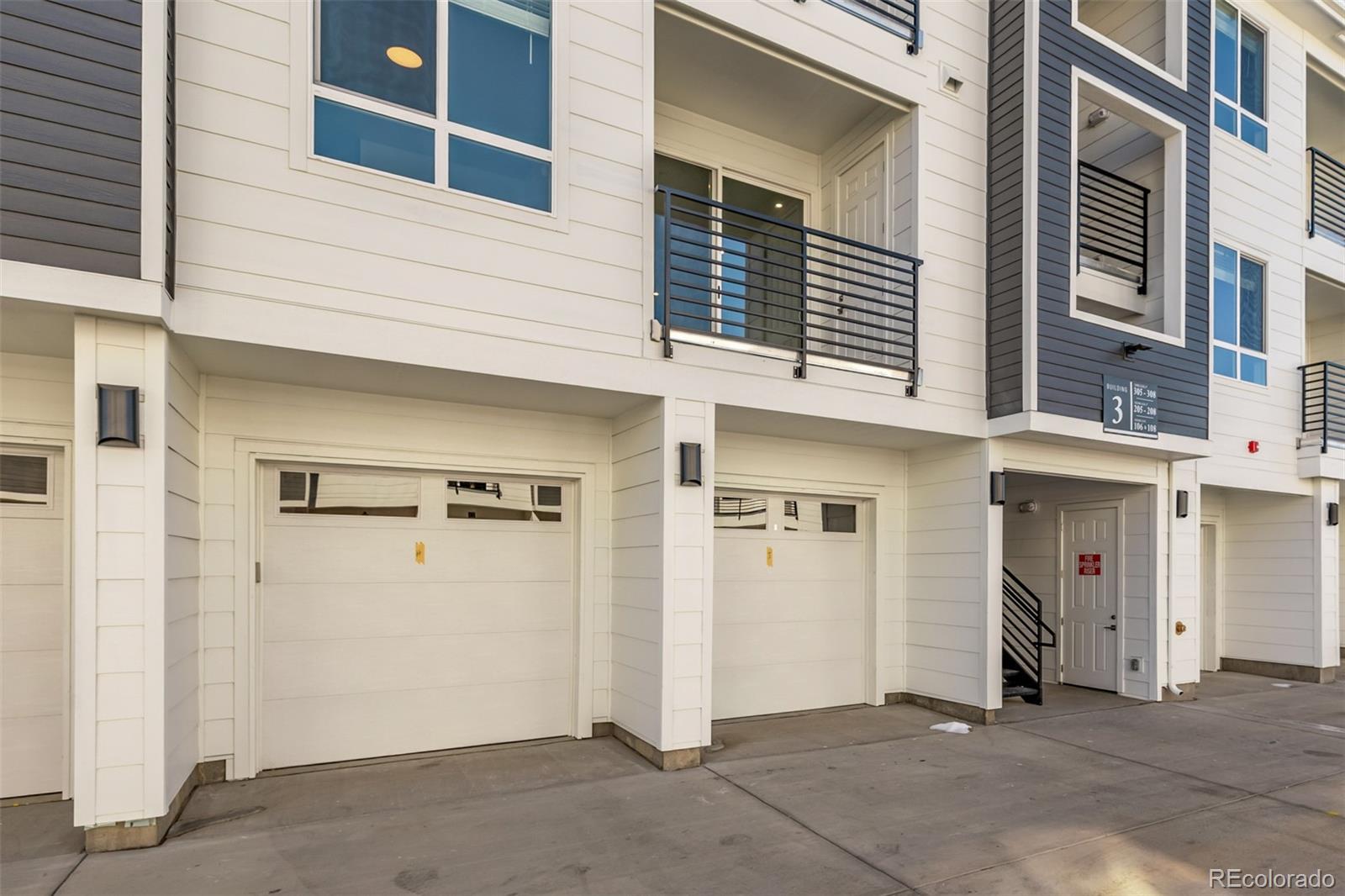 1 Denver Condo / Townhome | MLS #: 30404736153 N Ceylon Street 106, Denver Beds: 2 Baths: 2 Price: $299,990