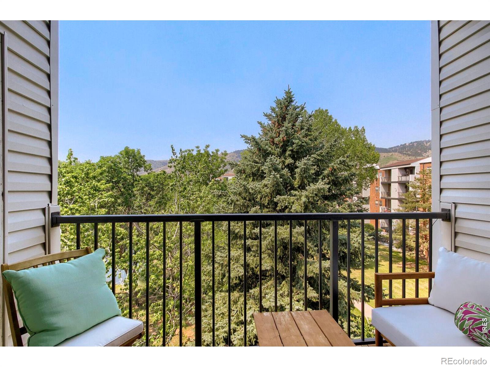 1150 golden circle, Golden sold home. Closed on 2026-08-04 for $280,000.