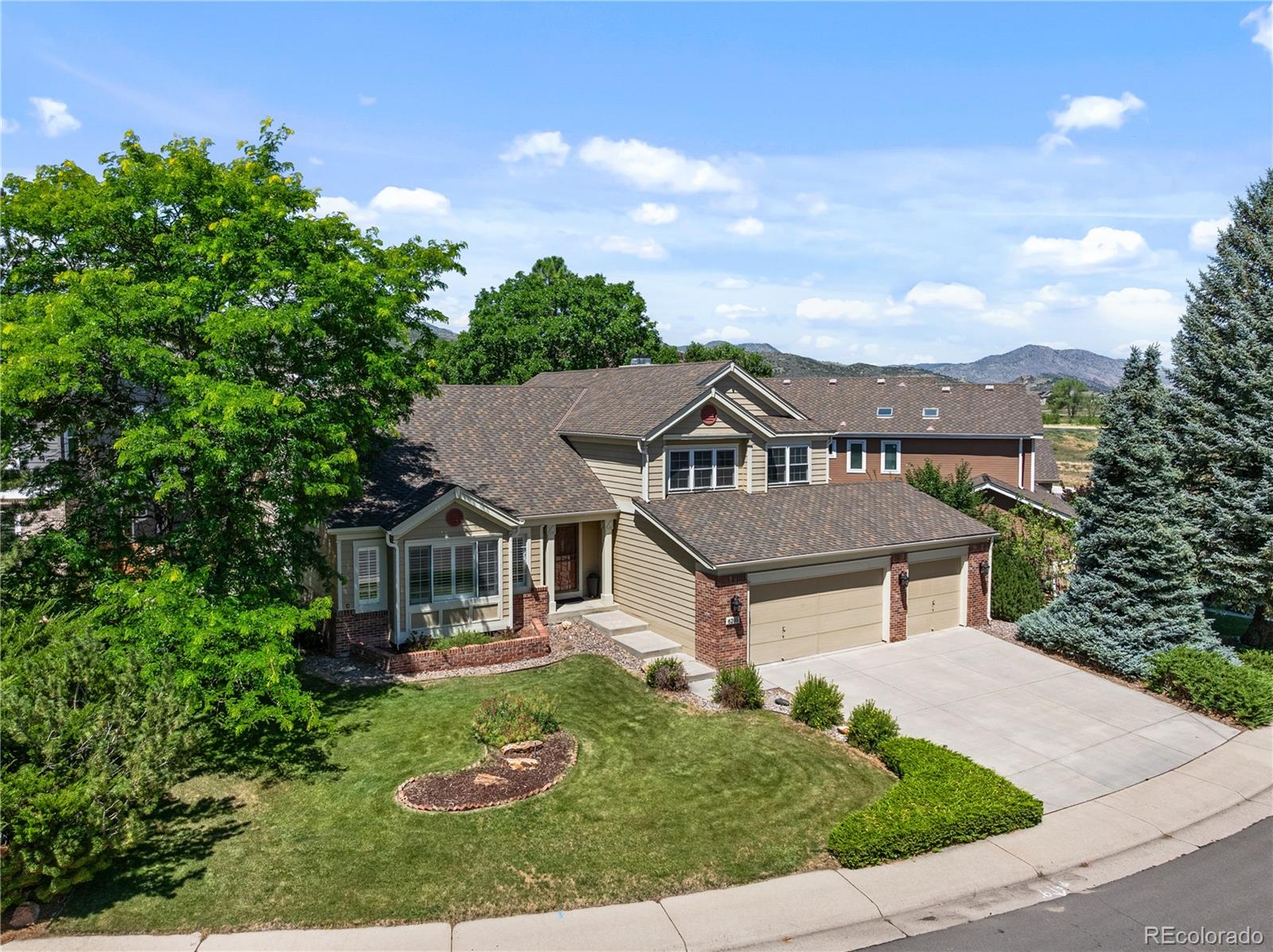  Littleton Home | MLS #: 44294666205 S Van Gordon Way, Littleton Beds: 4 Baths: 4 Price: $870,000