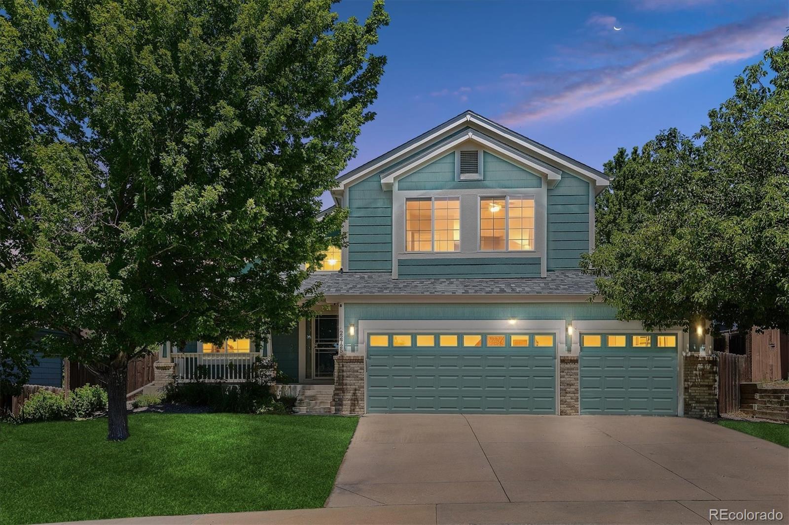  Aurora Home | MLS #: 863256722725 E Alamo Place, Aurora Beds: 3 Baths: 3 Price: $610,000