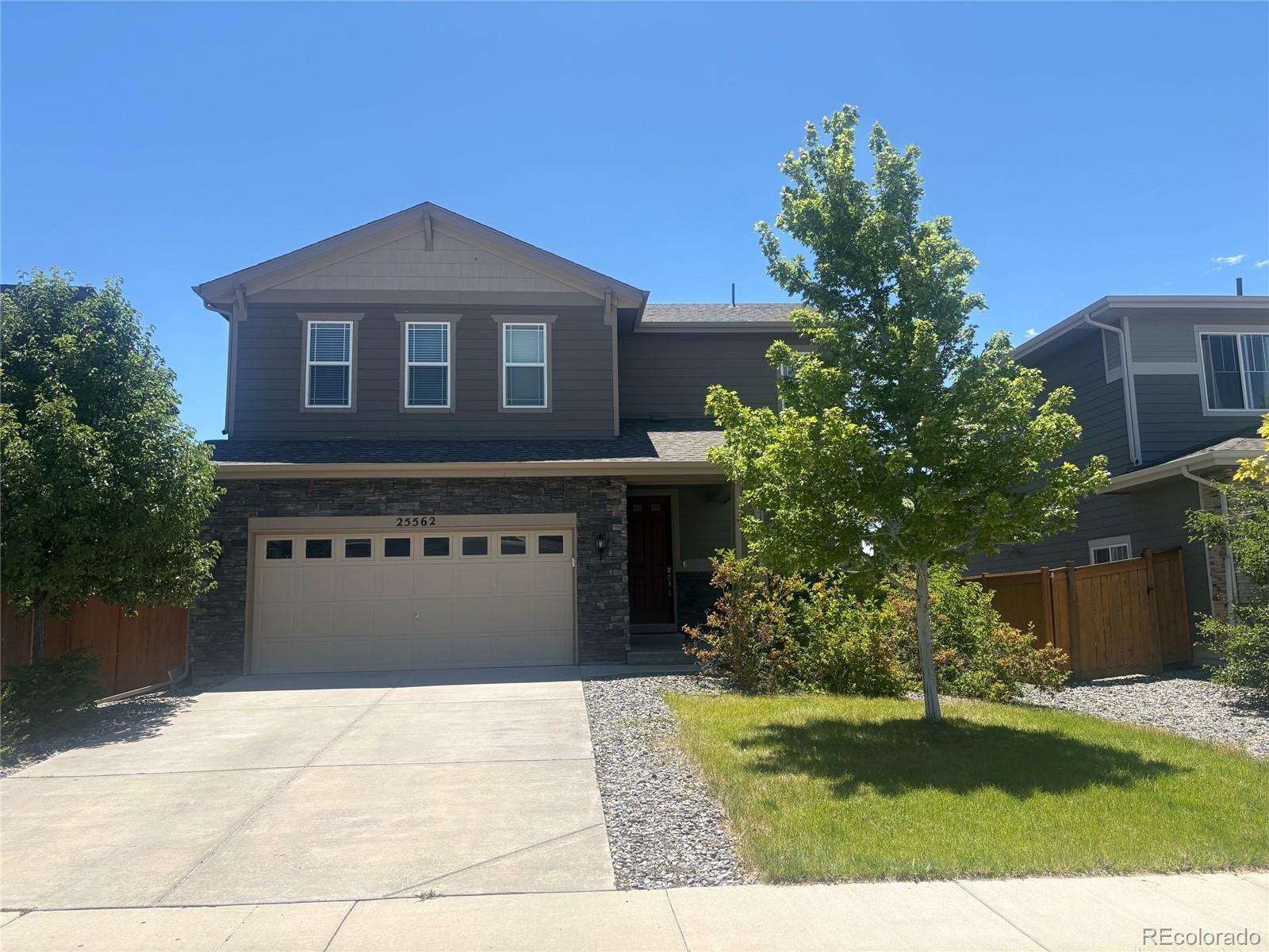  Aurora Home | MLS #: 466204425562 E Bayaud Place, Aurora Beds: 3 Baths: 3 Price: $475,000