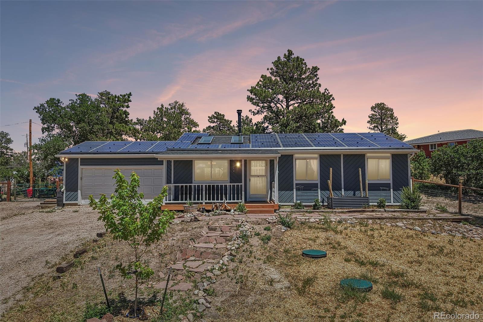  Elizabeth Home | MLS #: 5238276343  Stagecoach Trail, Elizabeth Beds: 3 Baths: 2 Price: $550,000