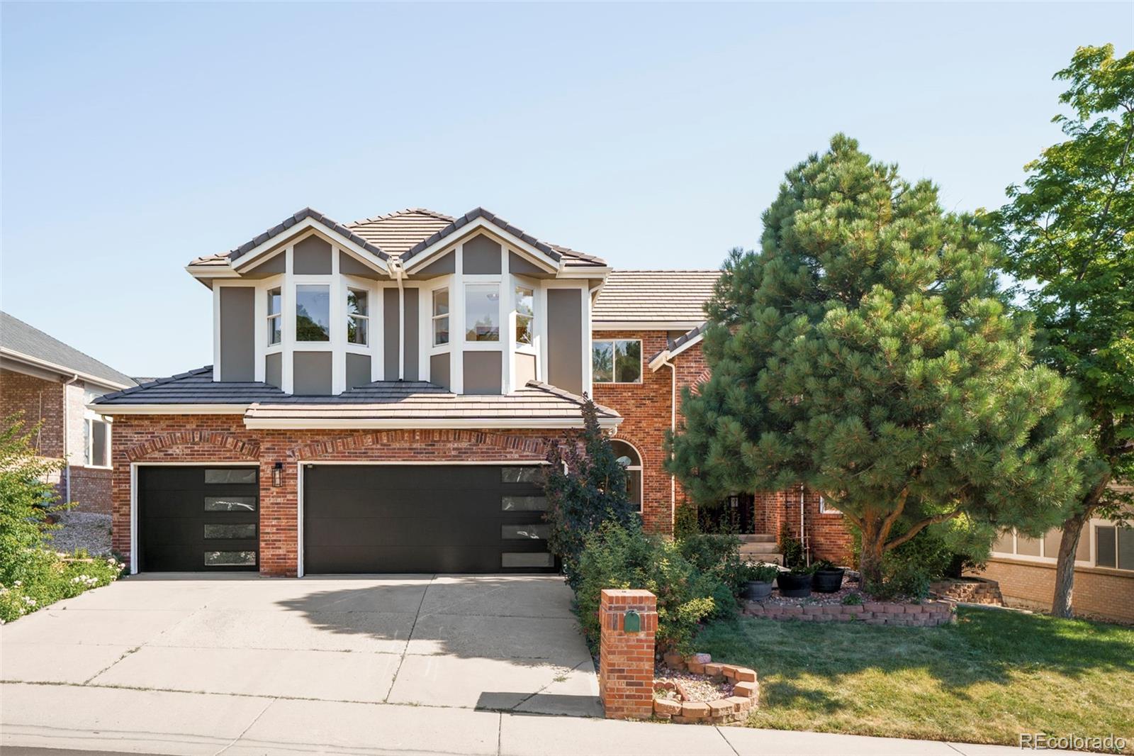 16627 w 1st avenue, Golden sold home. Closed on 2026-08-25 for $1,195,000.