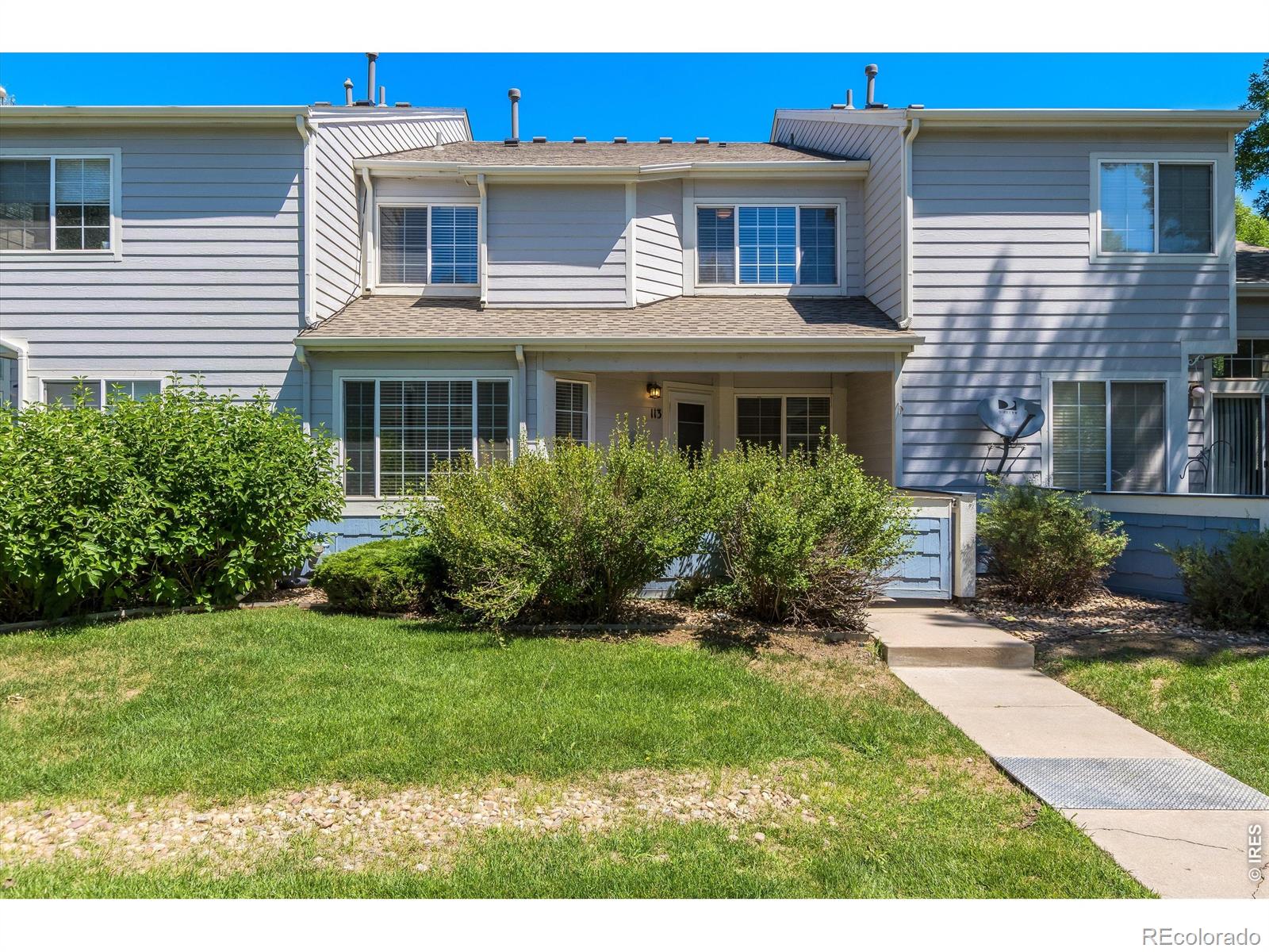 Quail Crossing Longmont Home | MLS #: 45678910644211419  Red Mountain Drive, Longmont Beds: 3 Baths: 4 Price: $350,000