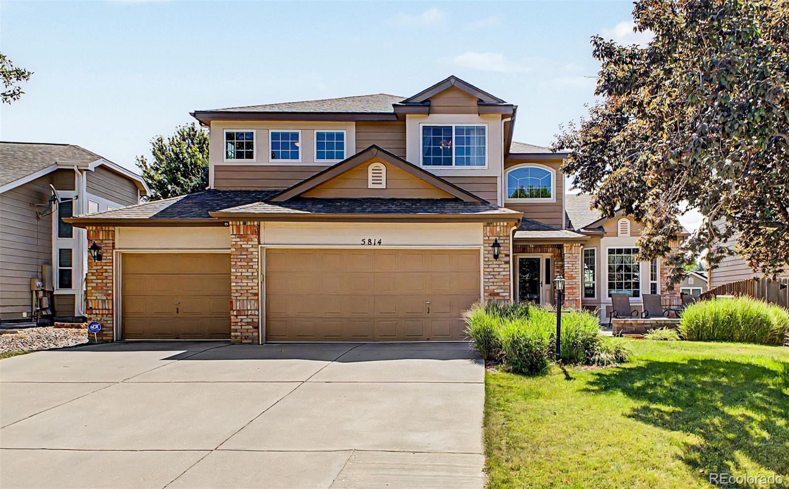  Aurora Home | MLS #: 62936315814 S Danube Street, Aurora Beds: 5 Baths: 4 Price: $750,000