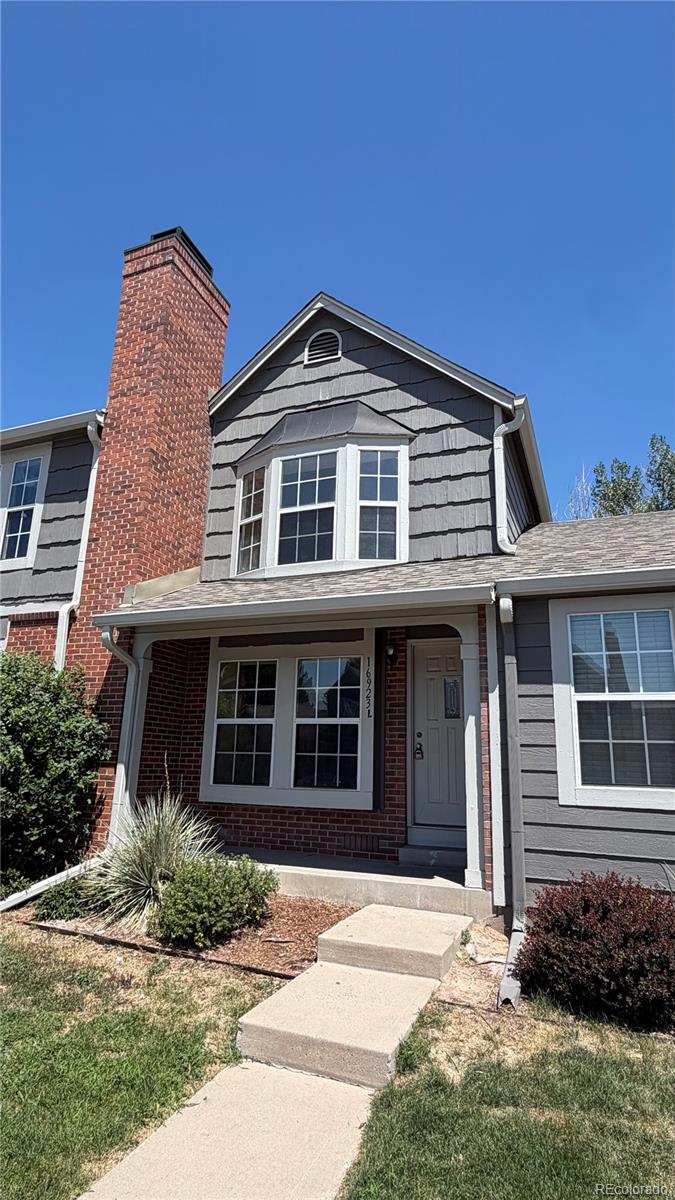  Aurora Condo / Townhome | MLS #: 599012216923 E Whitaker Drive L, Aurora Beds: 2 Baths: 2 Price: $199,500