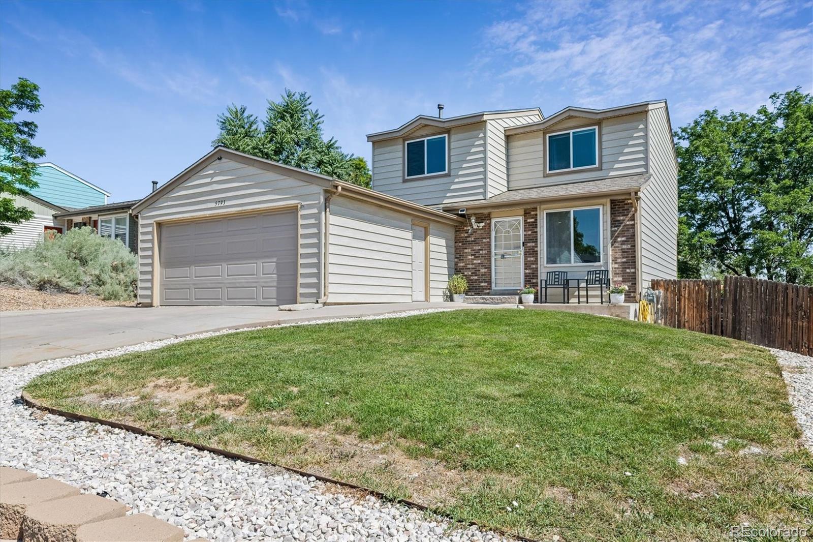  Arvada Home | MLS #: 40941465793 W 75th Avenue, Arvada Beds: 4 Baths: 3 Price: $555,000