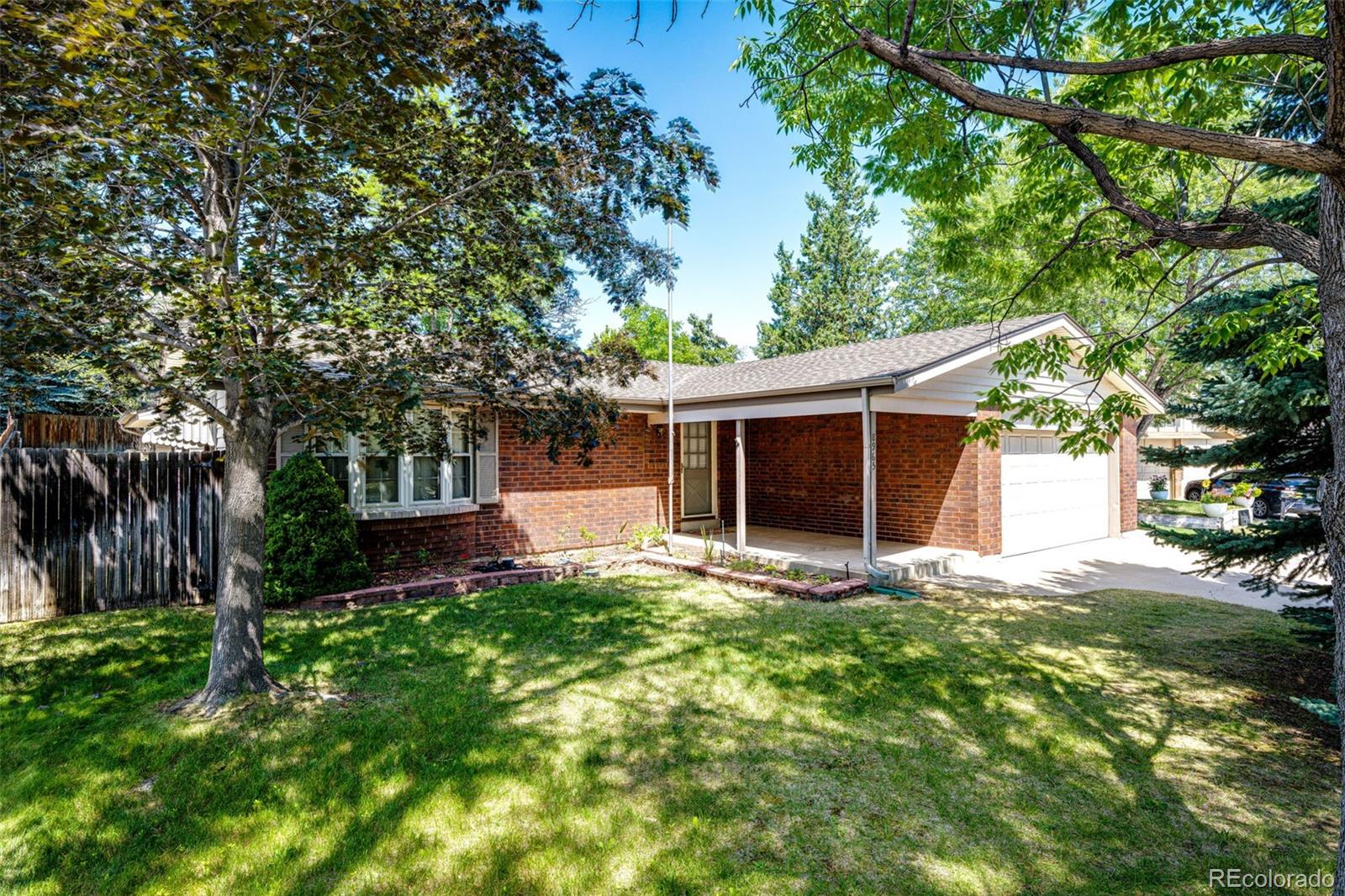  Arvada Home | MLS #: 41071678965 W 78th Avenue, Arvada Beds: 3 Baths: 3 Price: $529,999