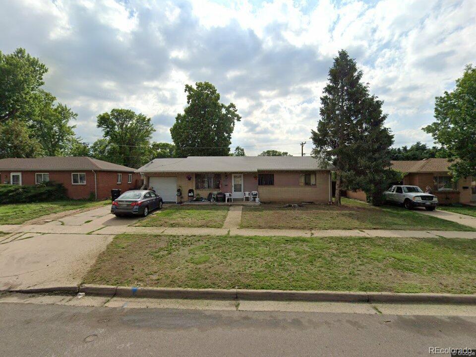 Harvey Park Denver Home | MLS #: 54294872031 S Lowell Boulevard, Denver Beds: 4 Baths: 2 Price: $300,000