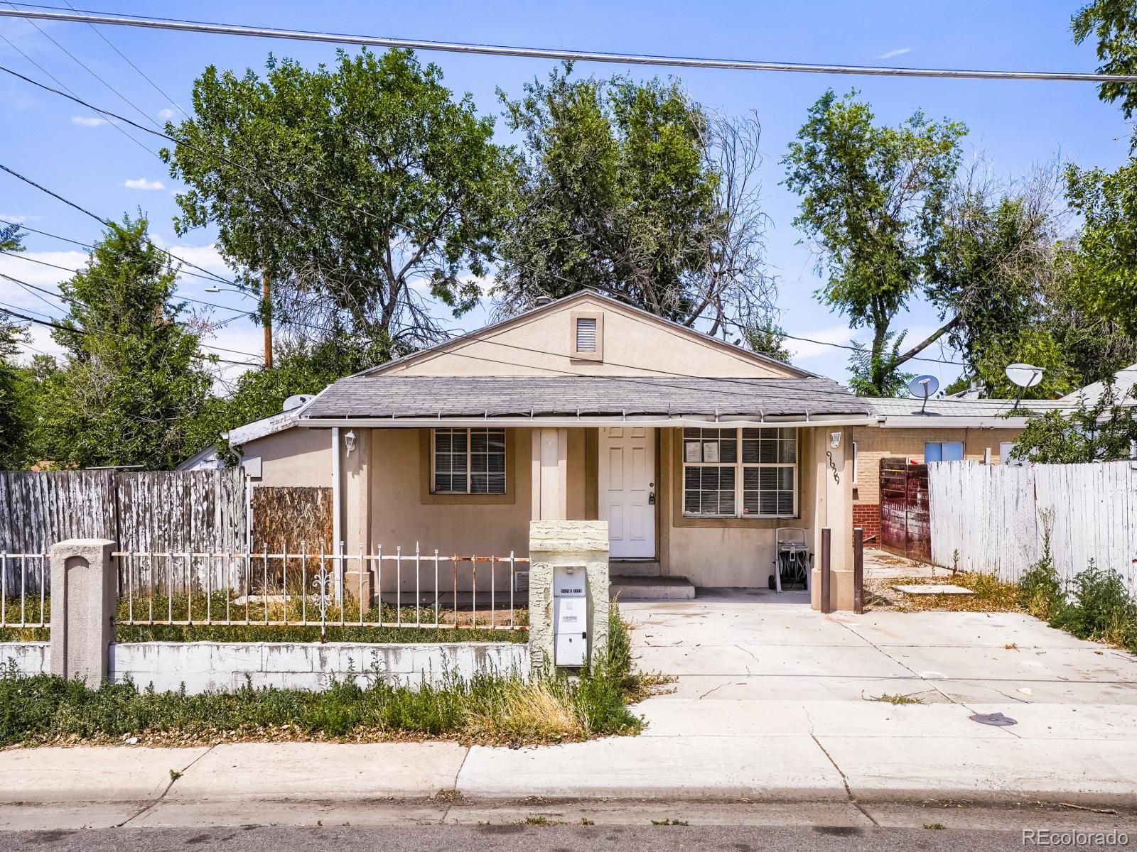 9629 e 19th avenue, Aurora sold home. Closed on 2026-09-03 for $210,000.