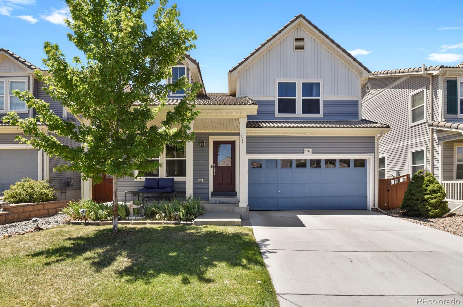  Castle Rock Home | MLS #: 41818893742  Dinosaur Street, Castle Rock Beds: 3 Baths: 3 Price: $540,000