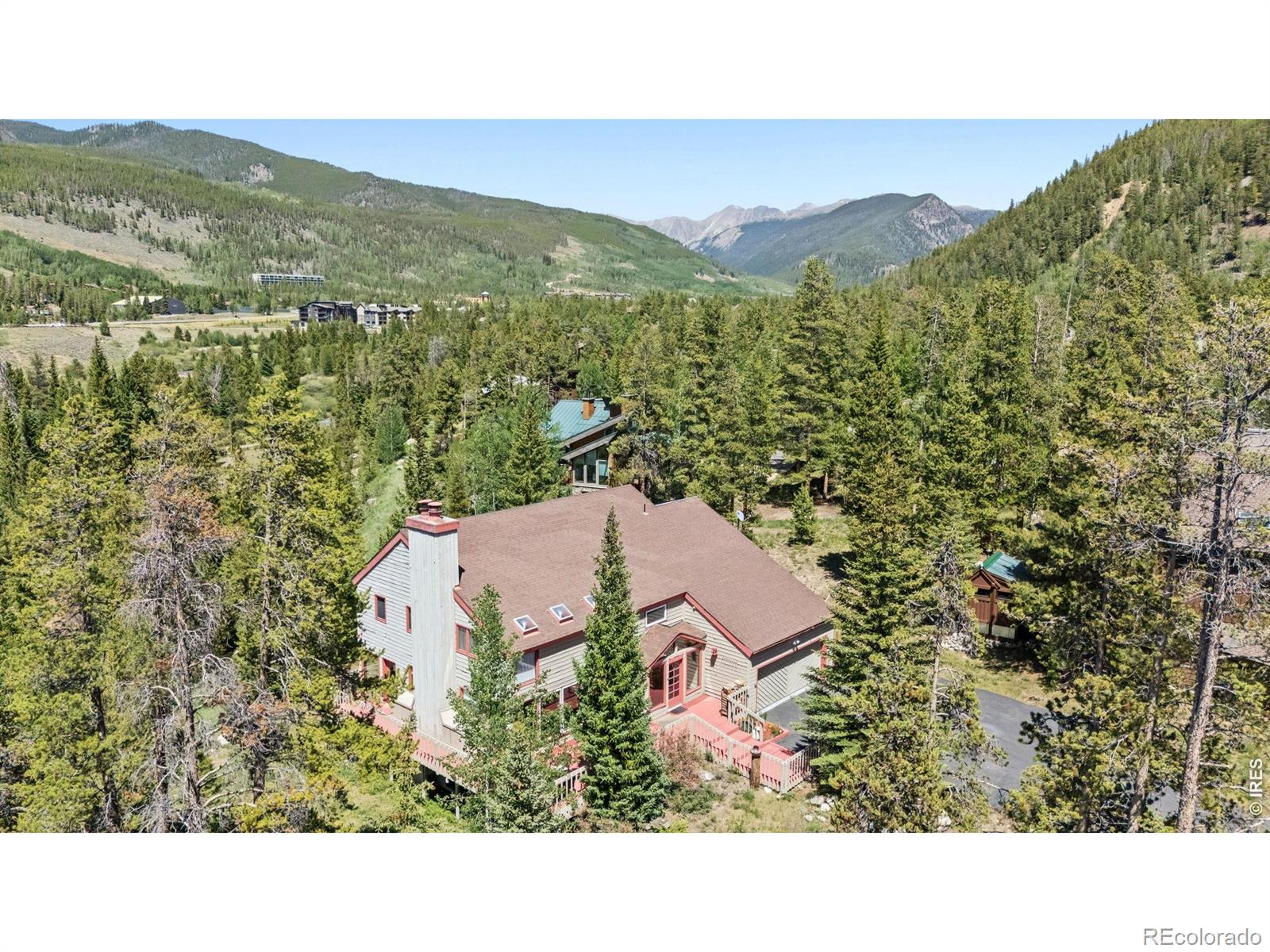  Keystone Home | MLS #: 456789106475593  Last Chance Lane, Keystone Beds: 5 Baths: 4 Price: $1,965,000