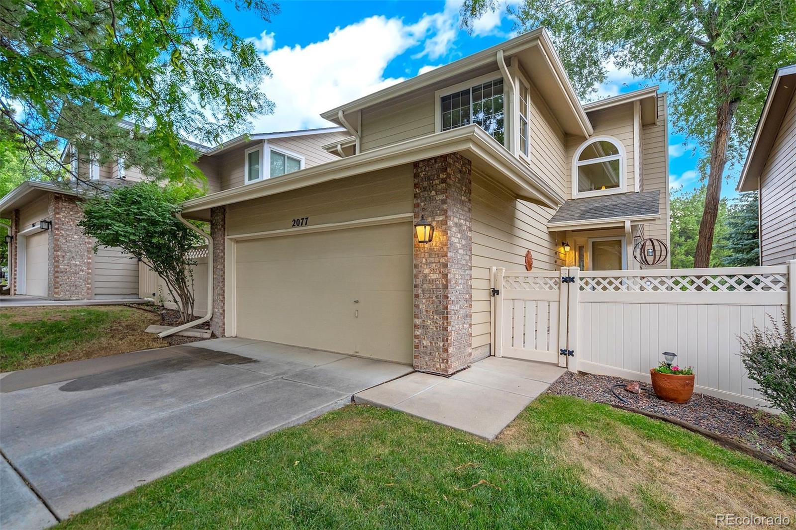  Littleton Home | MLS #: 78140862077 E Phillips Place, Littleton Beds: 3 Baths: 3 Price: $475,000