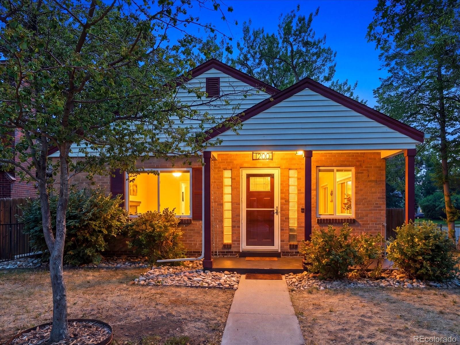 Mayfair Denver Home | MLS #: 48392591200  Jasmine Street, Denver Beds: 3 Baths: 2 Price: $625,000