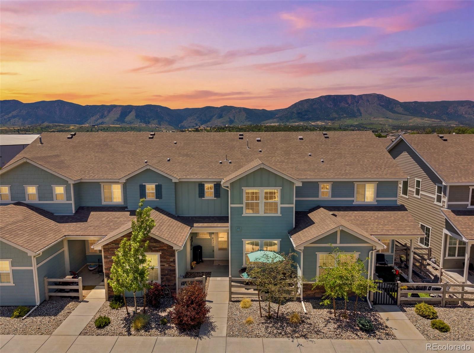  Monument Home | MLS #: 402549116335  Rustlers Range Point, Monument Beds: 2 Baths: 3 Price: $349,900