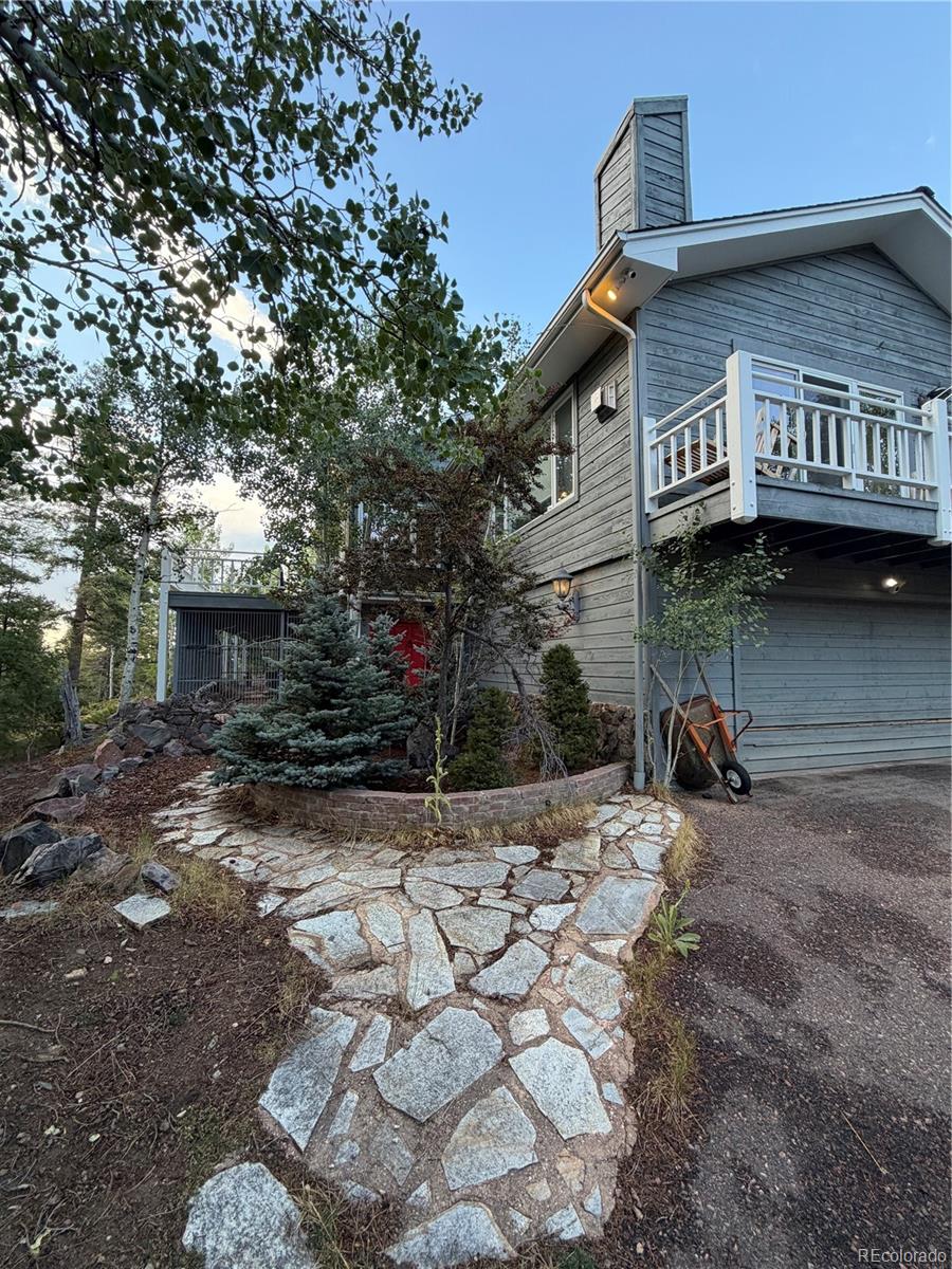  Conifer Home | MLS #: 561898111223 S Barney Gulch Road, Conifer Beds: 3 Baths: 3 Price: $800,000