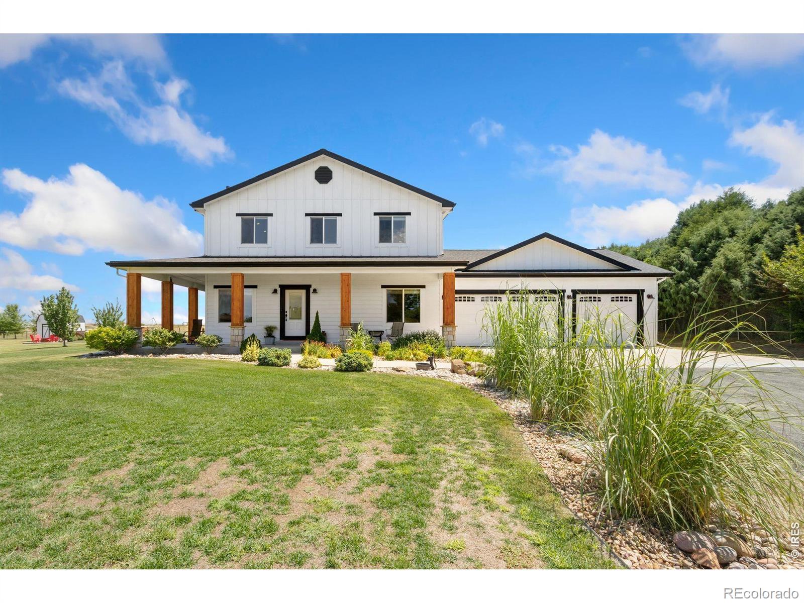  Windsor Home | MLS #: 45678910649727250  Lakeview Court, Windsor Beds: 4 Baths: 4 Price: $1,250,000
