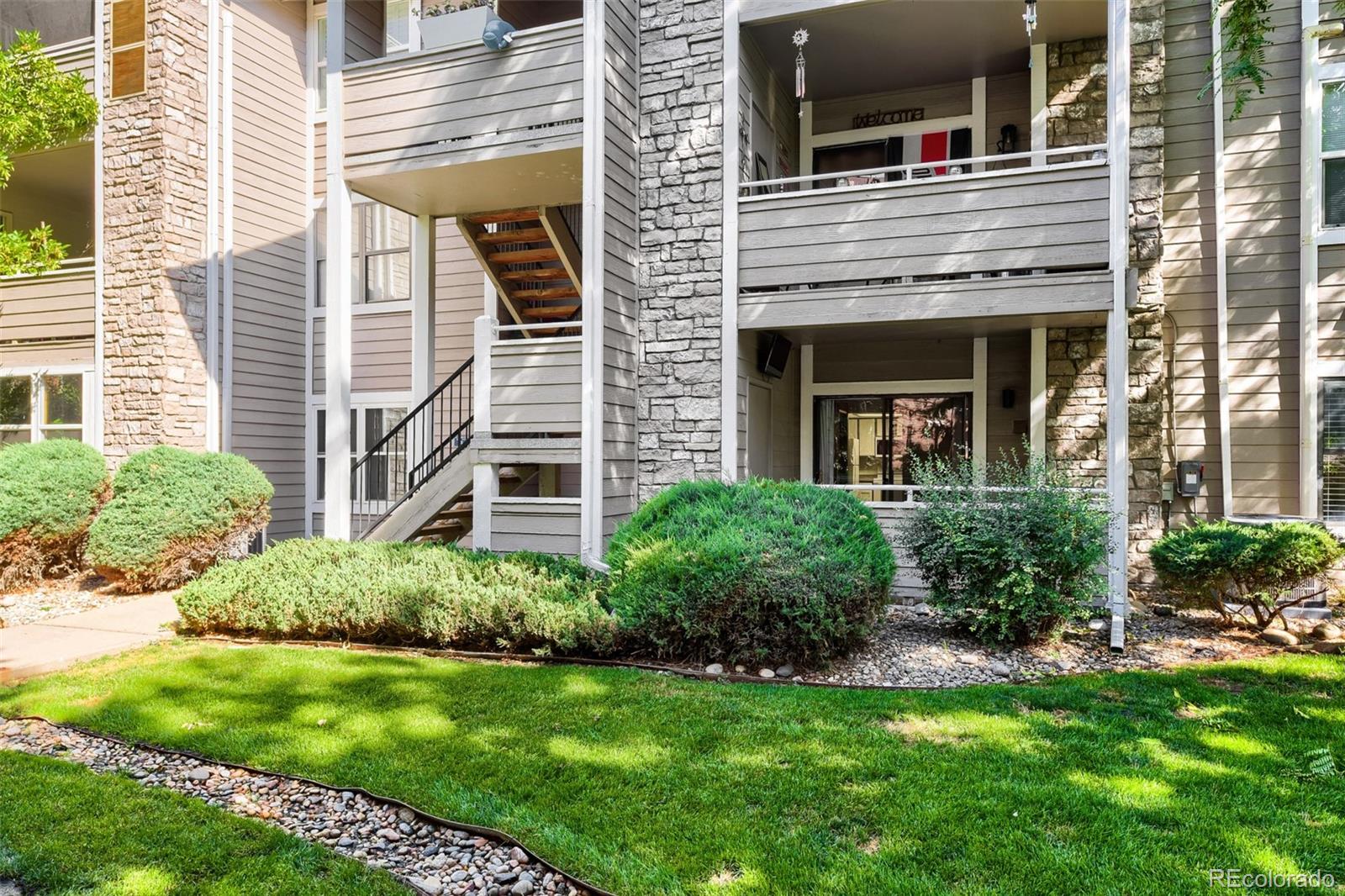 Marina Pointe Littleton Condo / Townhome | MLS #: 93848518378 S Upham Way B106, Littleton Beds: 2 Baths: 2 Price: $228,850