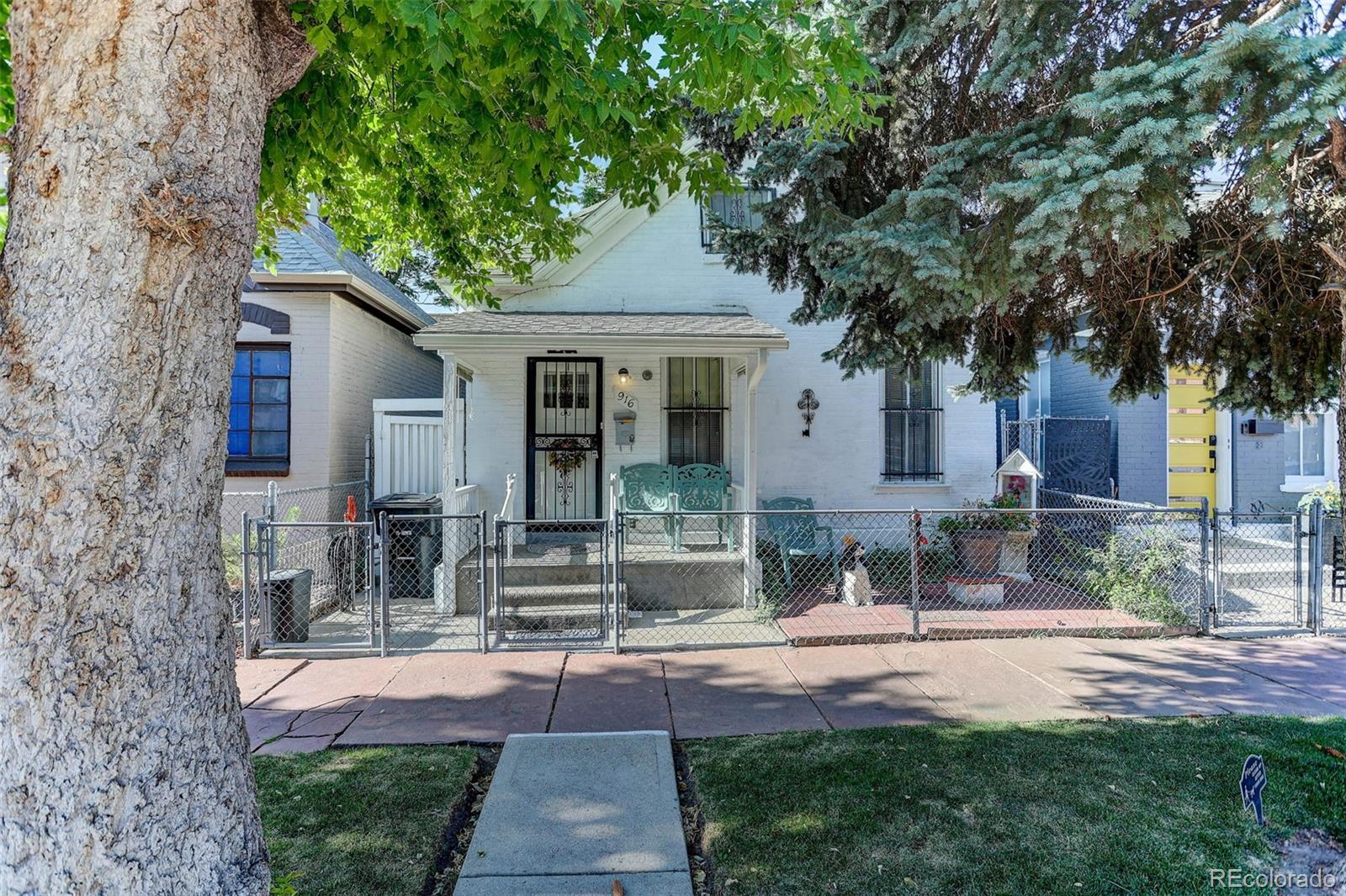 916 w 9th avenue, Denver sold home. Closed on 2026-08-28 for $365,000.