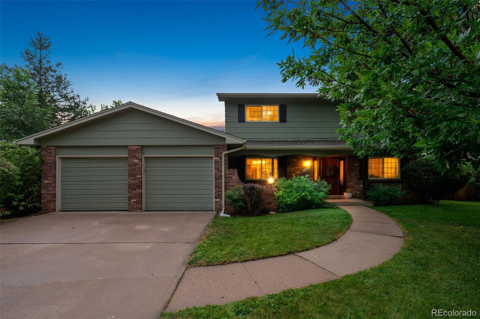  Littleton Home | MLS #: 82872137658 S Cedar Circle, Littleton Beds: 4 Baths: 3 Price: $750,000