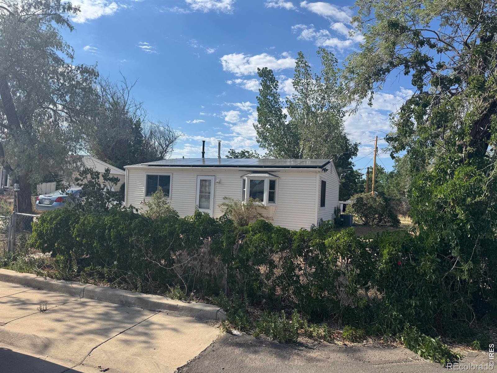 Pattie Lea Commerce City Home | MLS #: 45678910662156861 E 75th Place, Commerce City Beds: 3 Baths: 1 Price: $225,000