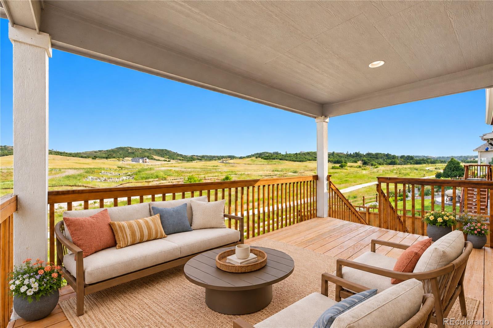6142 leilani lane, castle rock sold home. Closed on 2026-10-16 for $660,000.