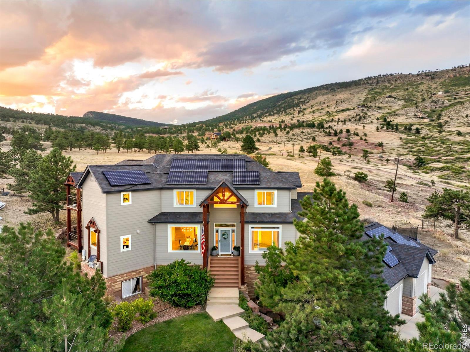 450 vasquez court, Lyons sold home. Closed on 2026-08-19 for $1,602,500.