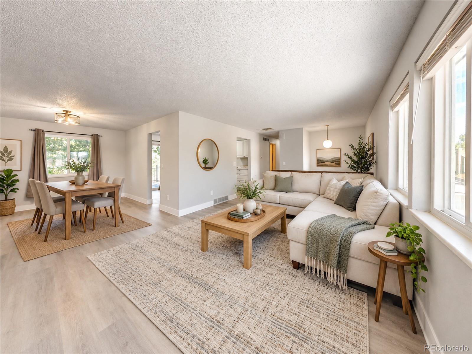 1501 s dawson street, Aurora sold home. Closed on 2026-10-15 for $455,000.