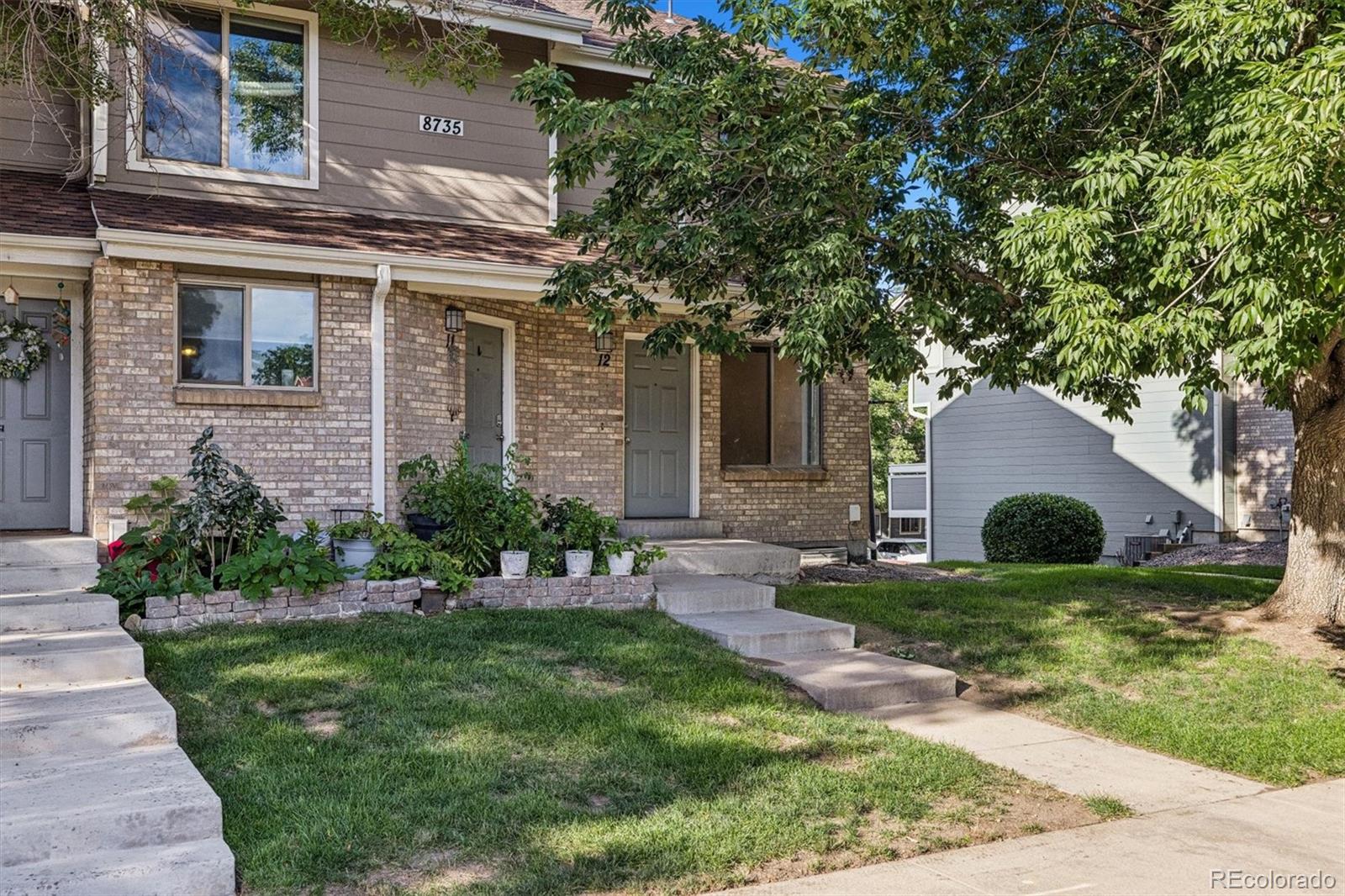  Denver Condo / Townhome | MLS #: 31044858735 W Cornell Avenue 12, Denver Beds: 2 Baths: 3 Price: $329,900