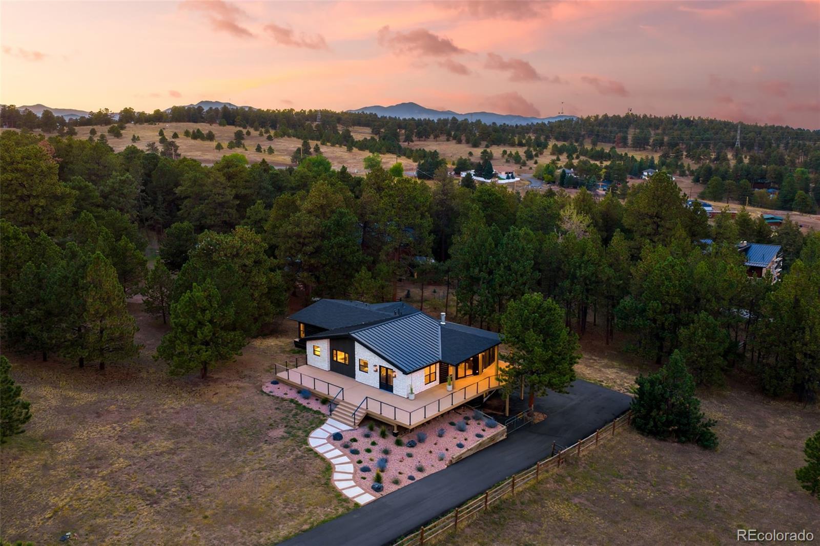  Golden Home | MLS #: 461286721759  Grandview Avenue, Golden Beds: 3 Baths: 3 Price: $1,700,000