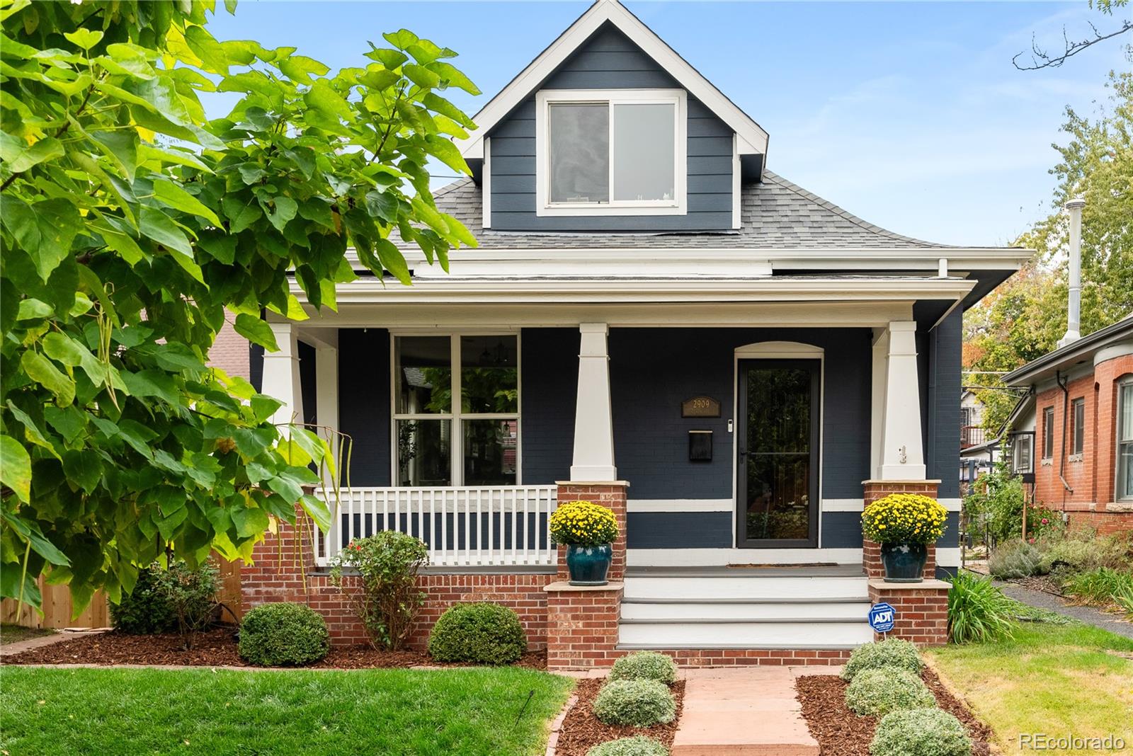 2909 osceola street, Denver sold home. Closed on 2026-10-23 for $1,087,500.