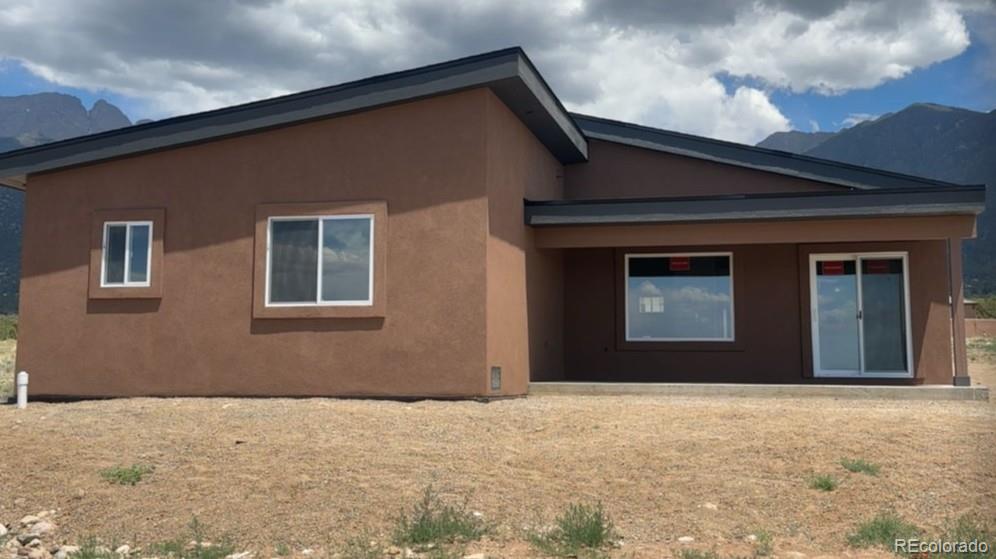 3370 s carefree way, Crestone sold home. Closed on 2026-09-25 for $375,000.