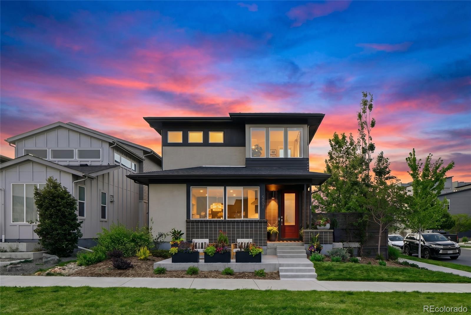  Denver Home | MLS #: 51481116601  Fern , Denver Beds: 3 Baths: 5 Price: $835,000
