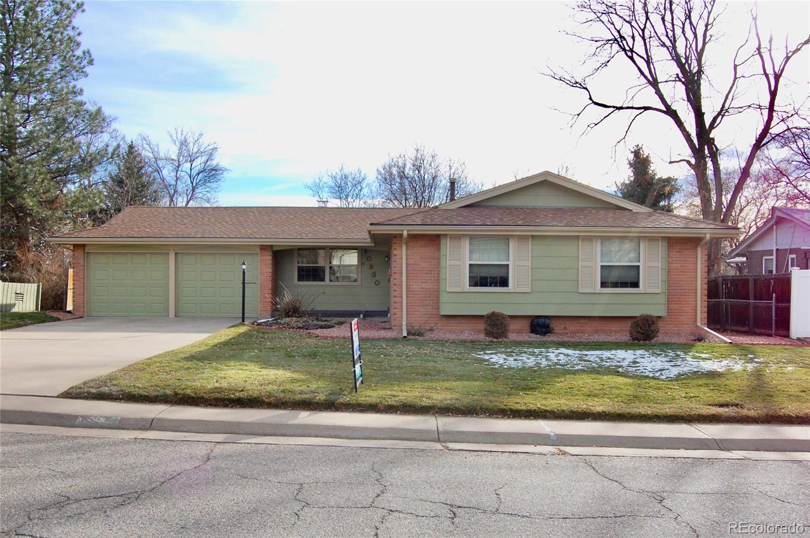 10930 W 71st Place, arvada MLS: 4191659 Beds: 4 Baths: 3 Price: $660,000