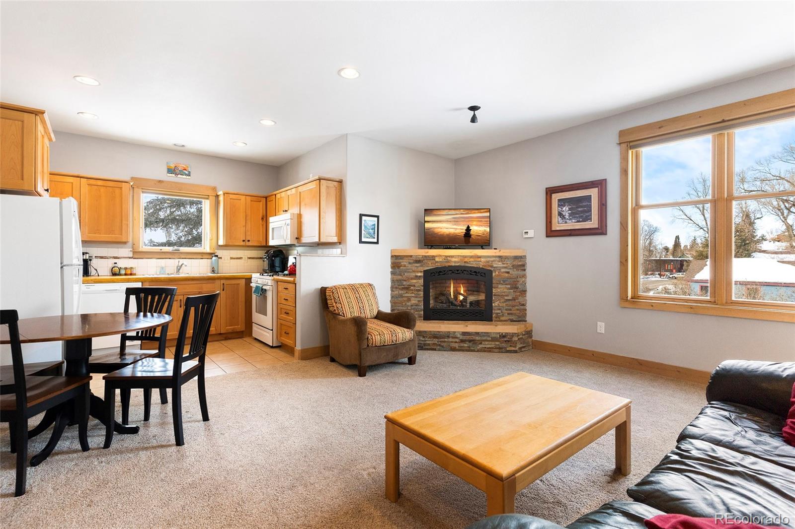 942  Oak Street, steamboat springs  House Search MLS Picture