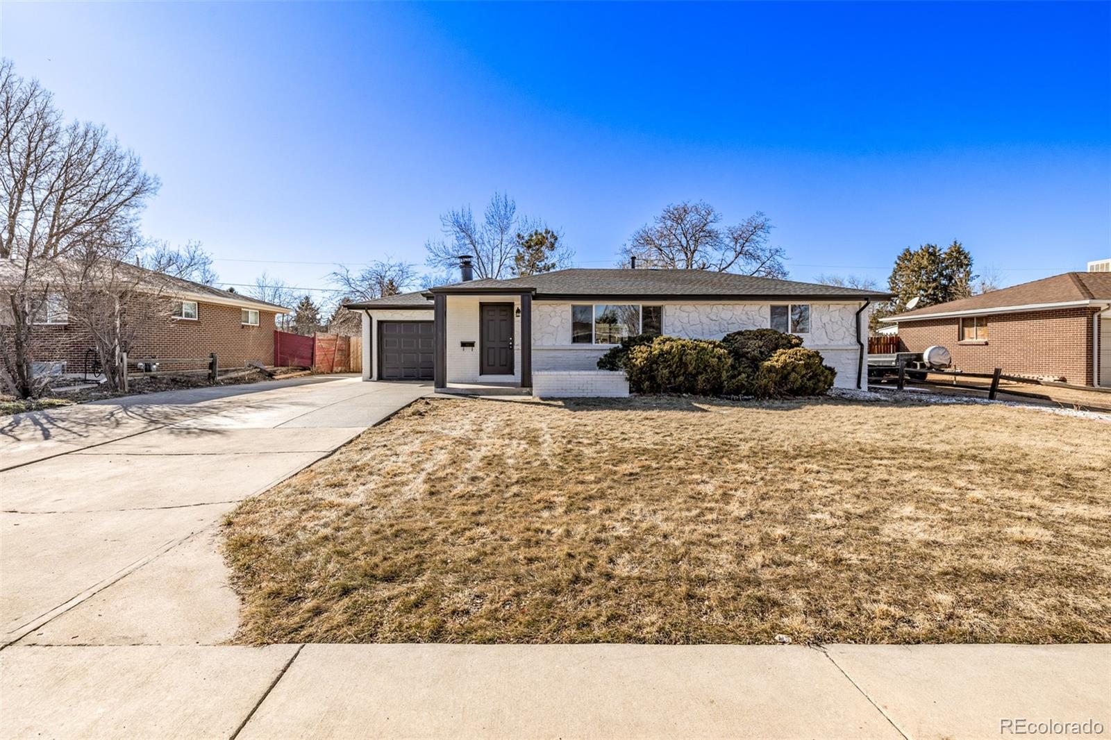 8371  Chase Way, arvada MLS: 2754471 Beds: 4 Baths: 3 Price: $615,000