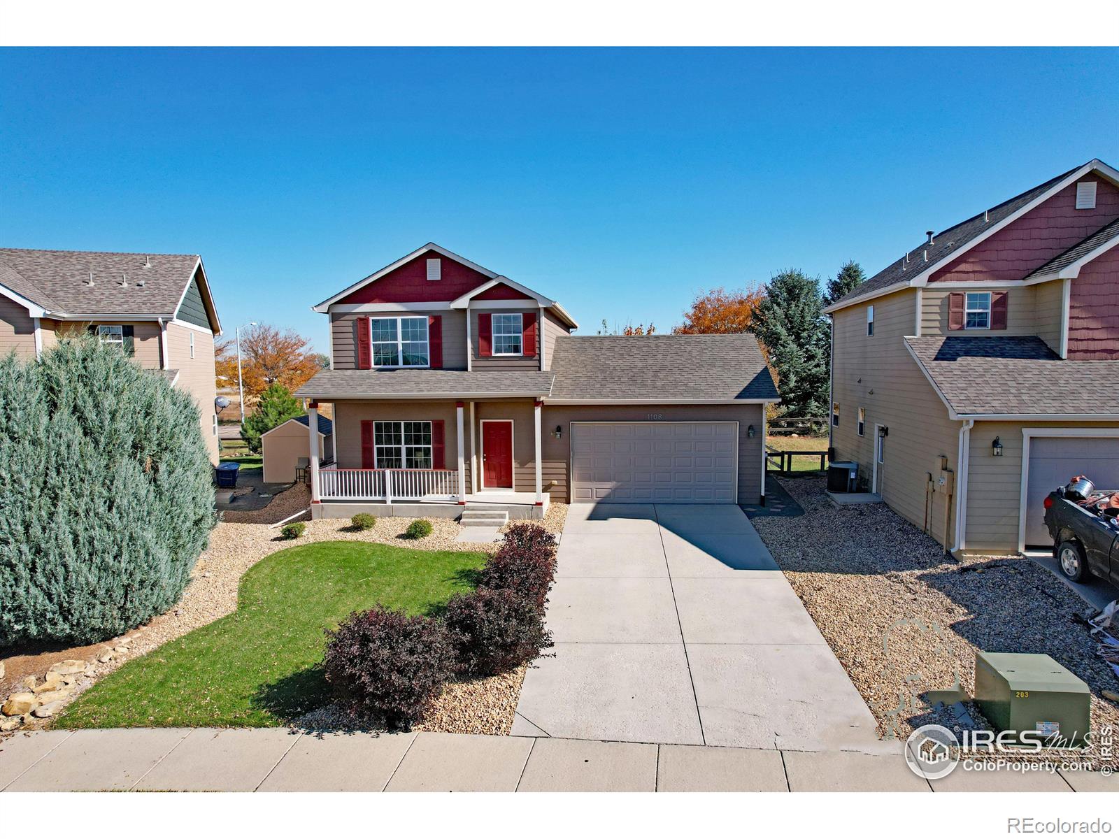 1108  101st Ave Ct, greeley MLS: 4567891004826 Beds: 4 Baths: 4 Price: $463,000