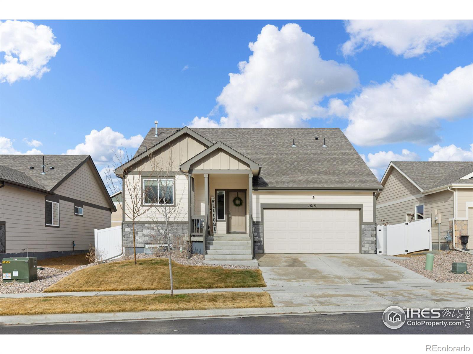1615  103rd Ave Ct, greeley MLS: 4567891005027 Beds: 3 Baths: 3 Price: $480,000