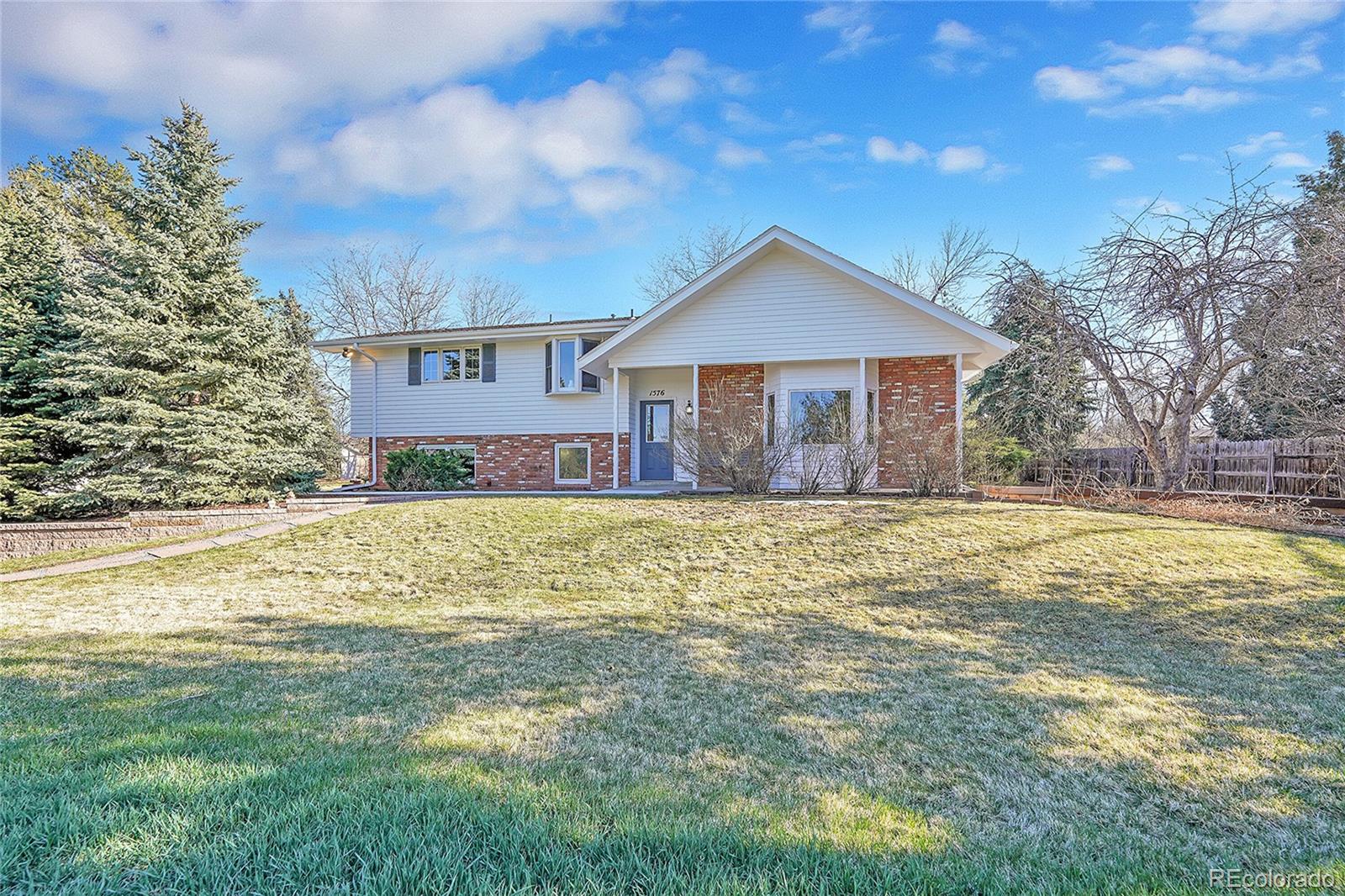 1576 W Davies Place, littleton  House Search MLS Picture