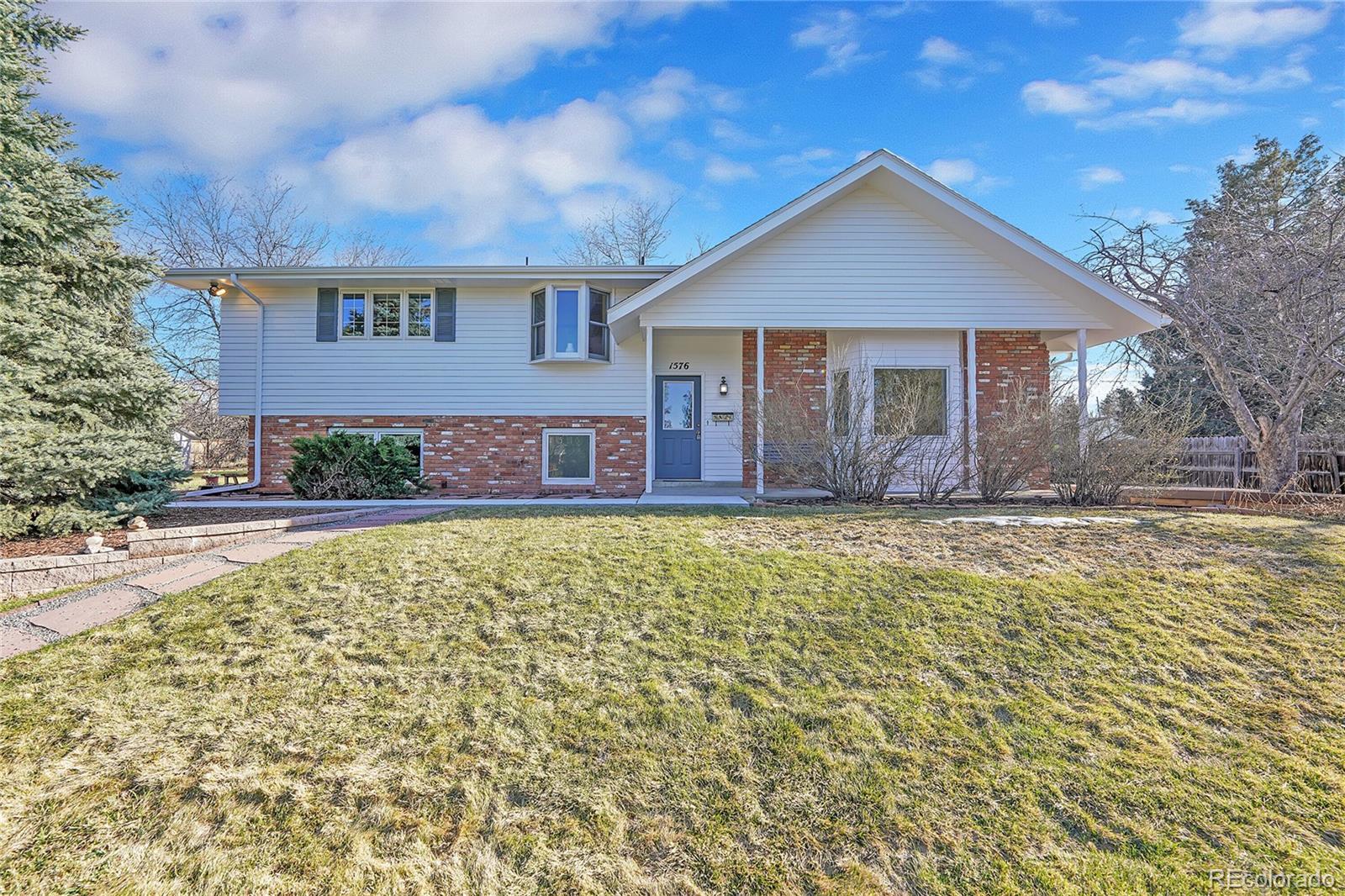 1576 W Davies Place, littleton  House Search MLS Picture