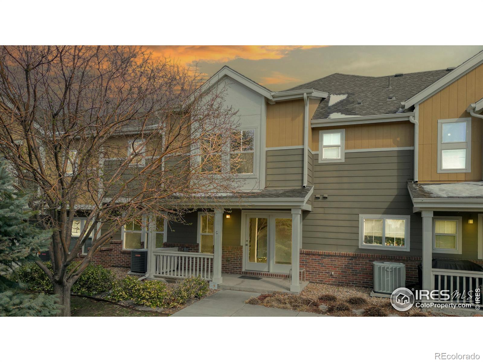 11844  Oak Hill Way, commerce city  House Search MLS Picture