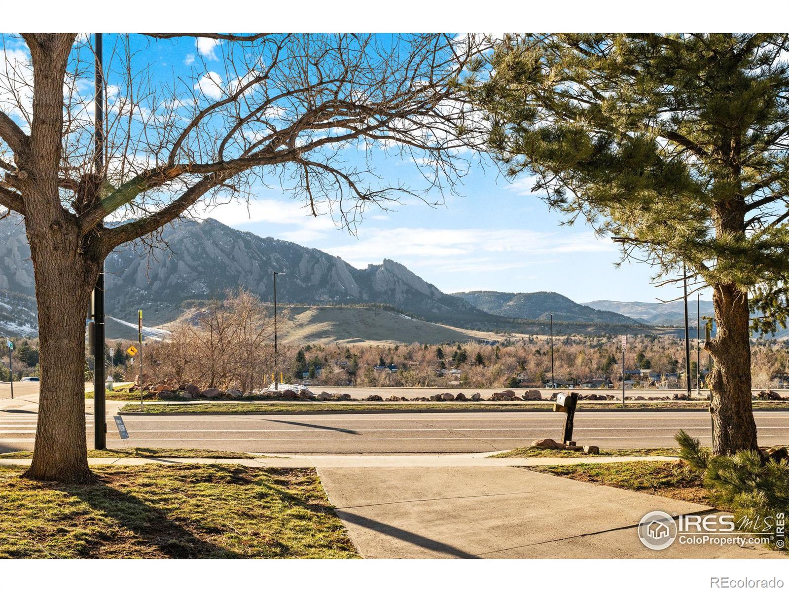 4020  Greenbriar Boulevard, boulder  House Search MLS Picture