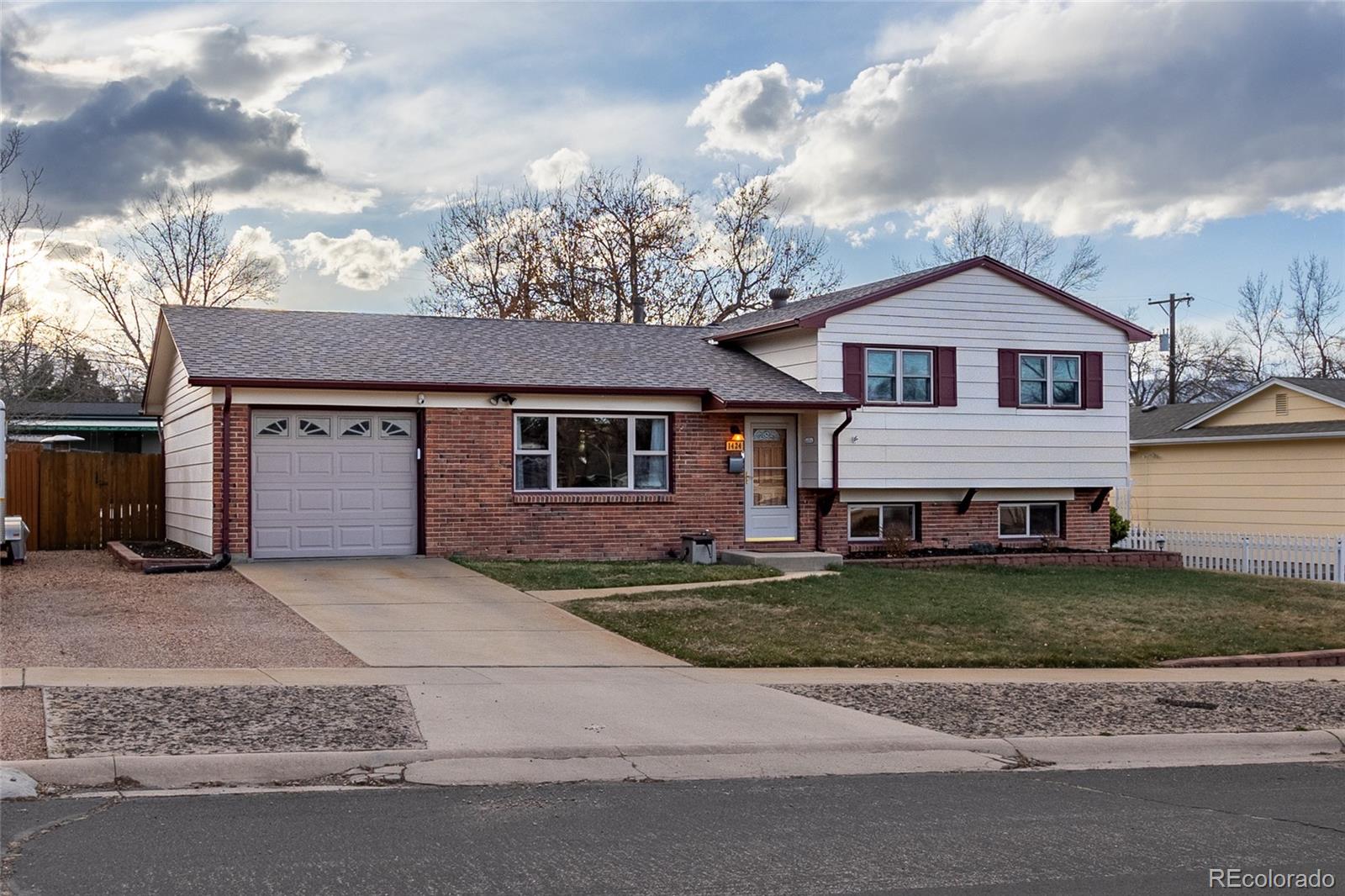 1424  Monteagle Street, colorado springs  House Search MLS Picture