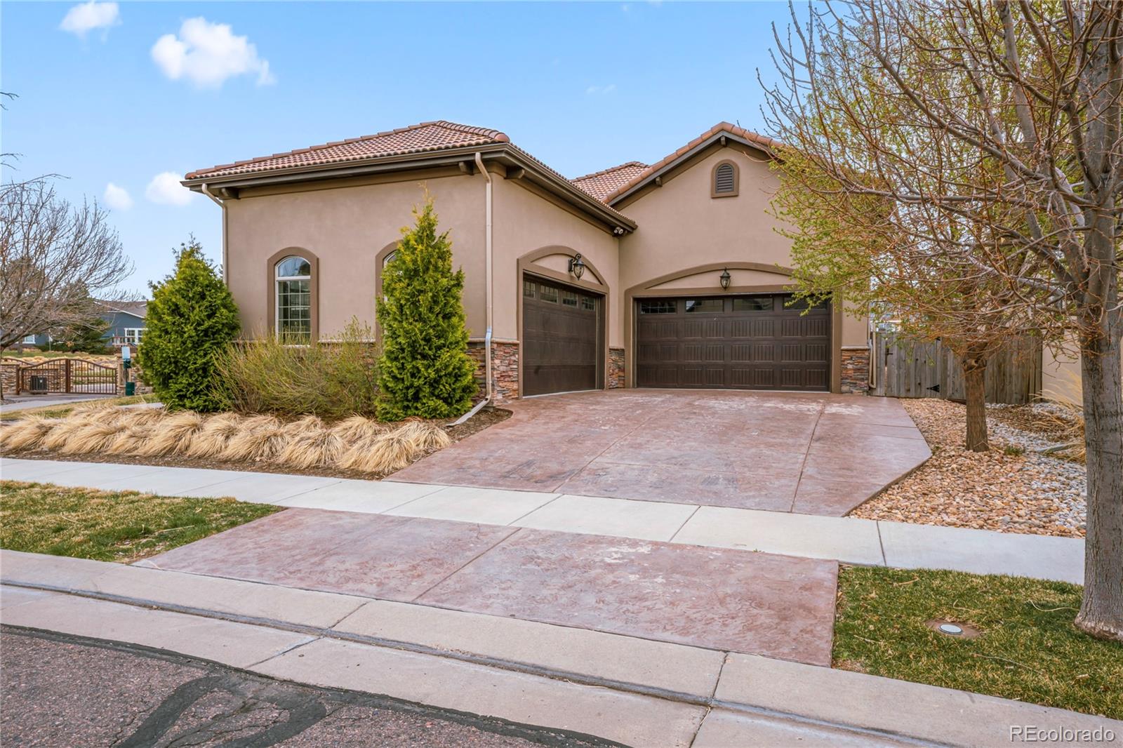 16480  Fairway Drive, commerce city  House Search MLS Picture