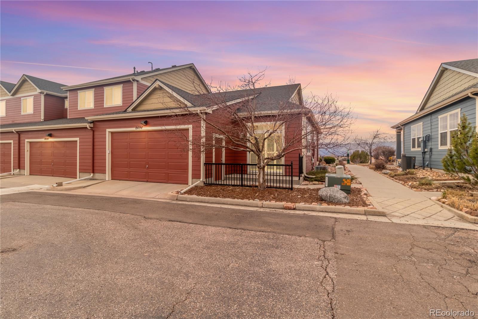 8694  Quinn Point, colorado springs  House Search MLS Picture