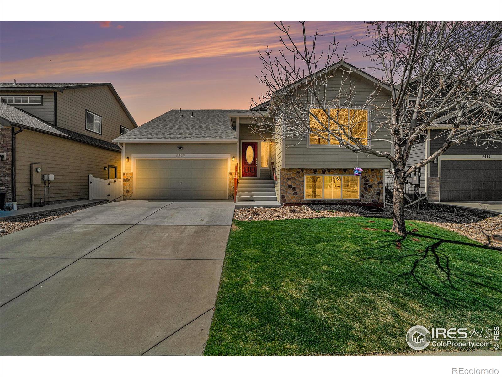 2527  Forecastle Drive, fort collins MLS: 4567891007010 Beds: 3 Baths: 3 Price: $515,000