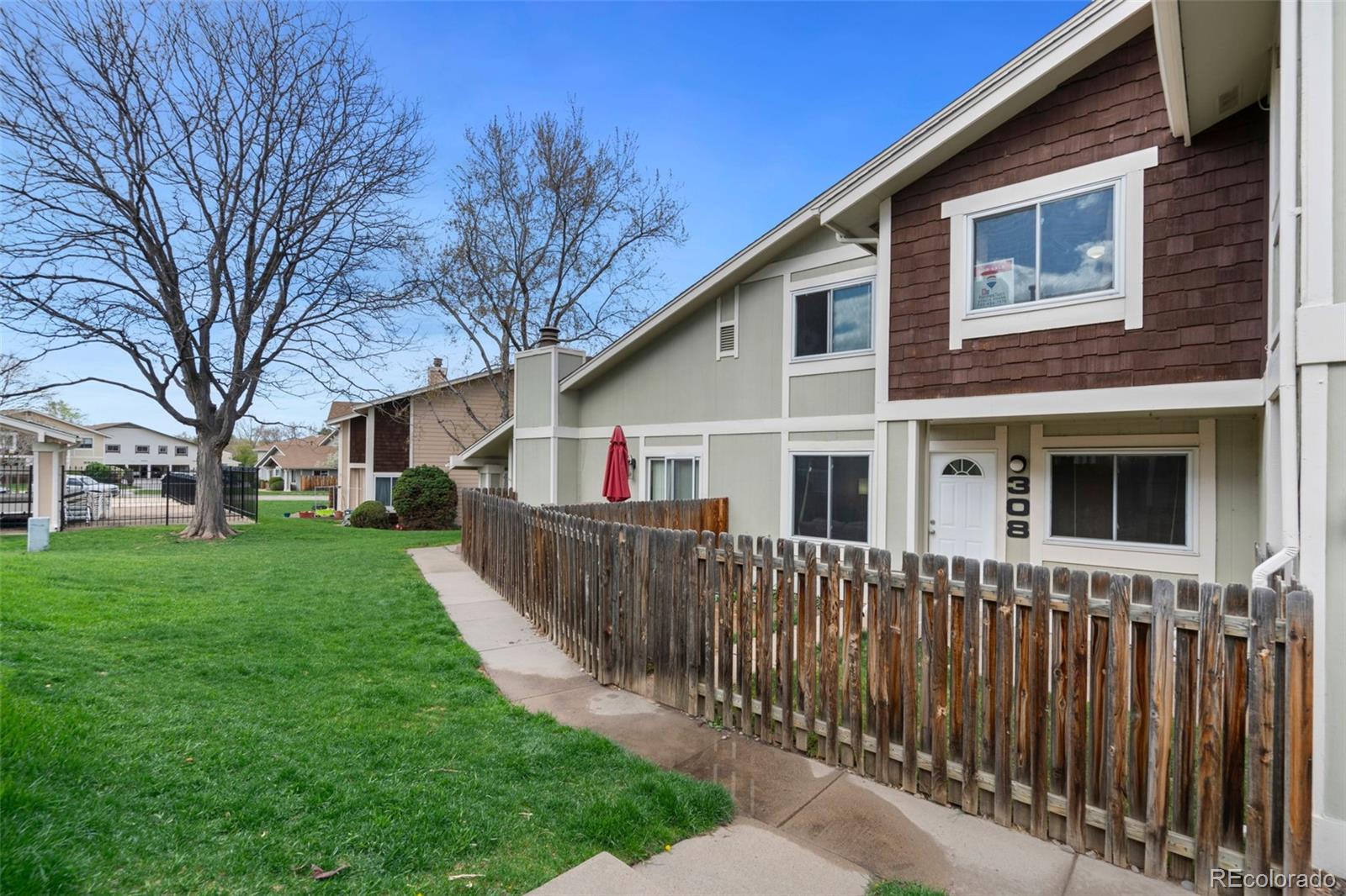 8687  Chase Drive, arvada MLS: 5508433 Beds: 2 Baths: 2 Price: $355,000