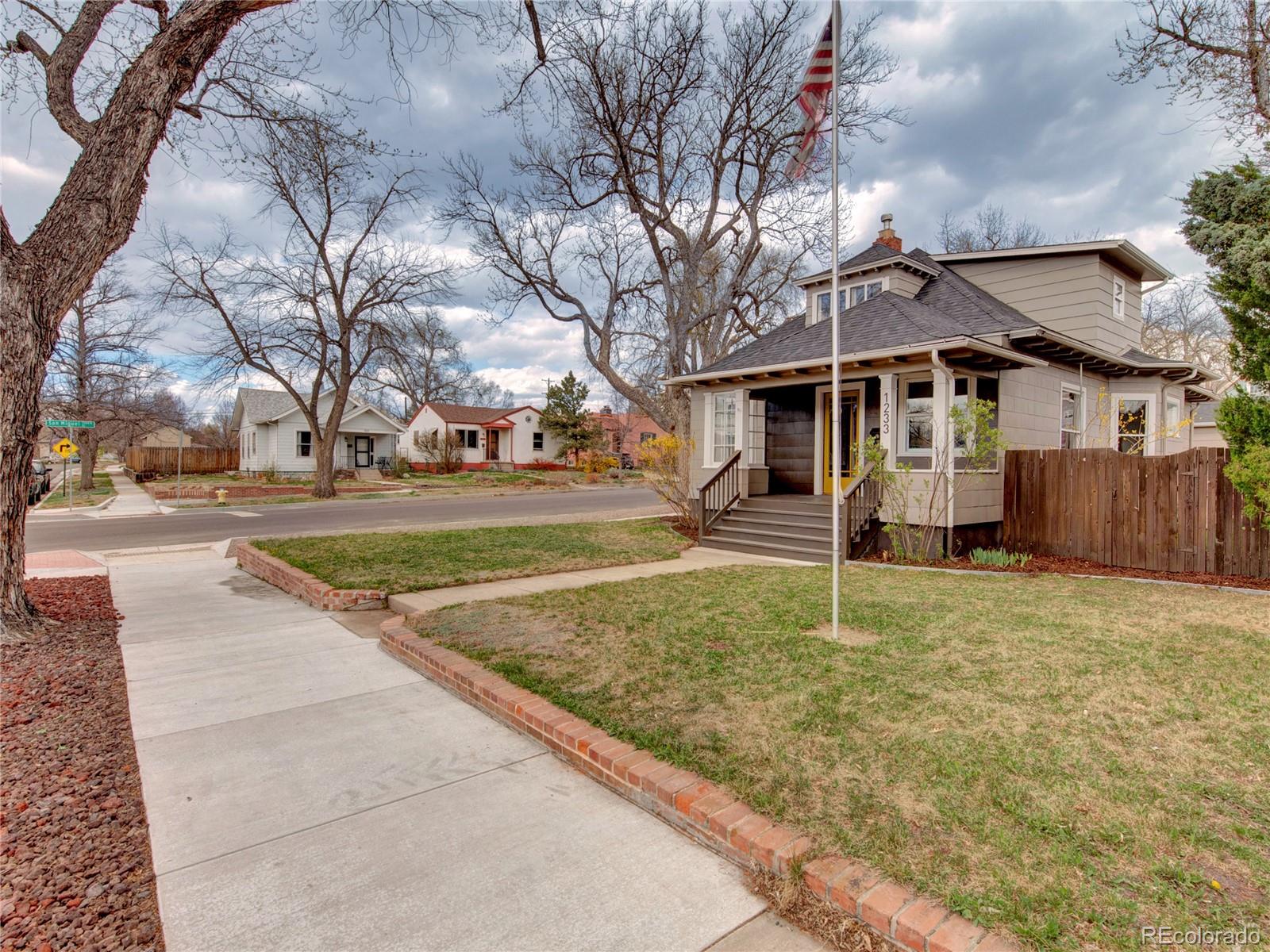1233 N Institute Street, colorado springs  House Search MLS Picture