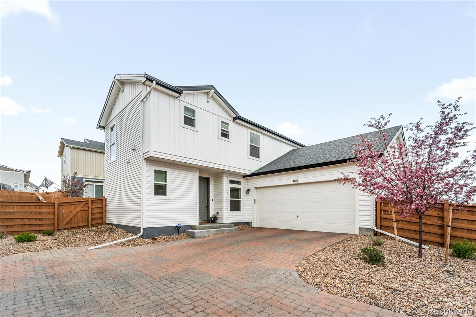 10246  Worchester Street, commerce city MLS: 4461952 Beds: 2 Baths: 3 Price: $470,000
