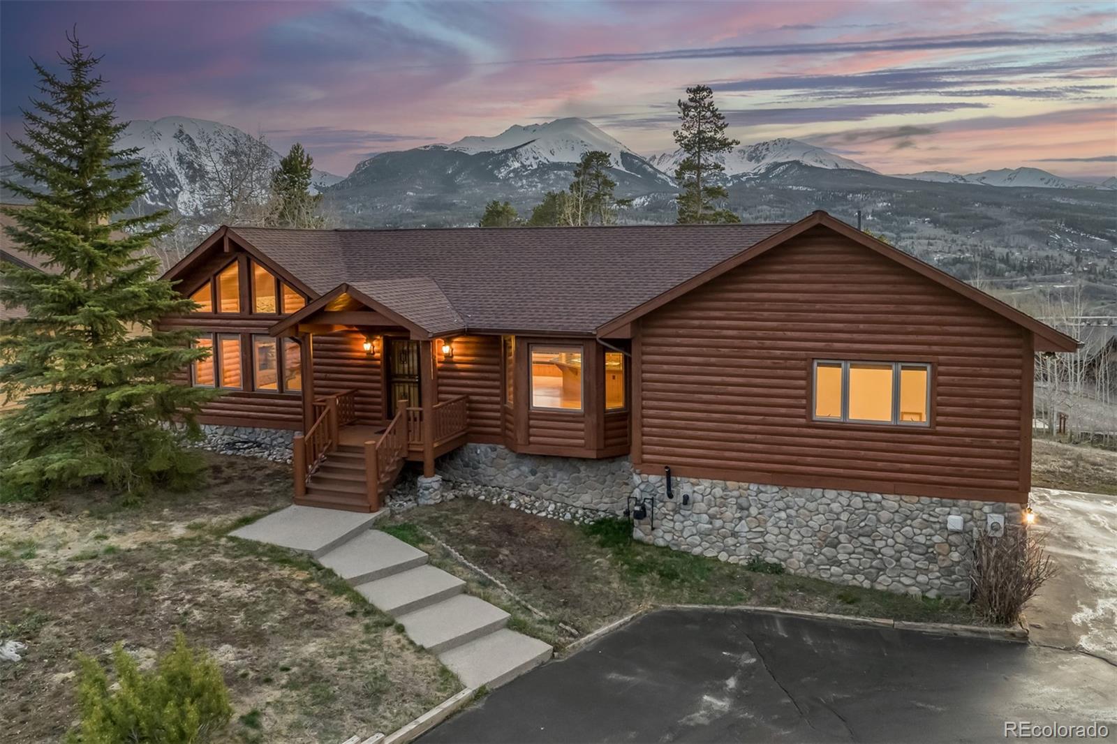 21  Stormwatch Circle, silverthorne  House Search MLS Picture